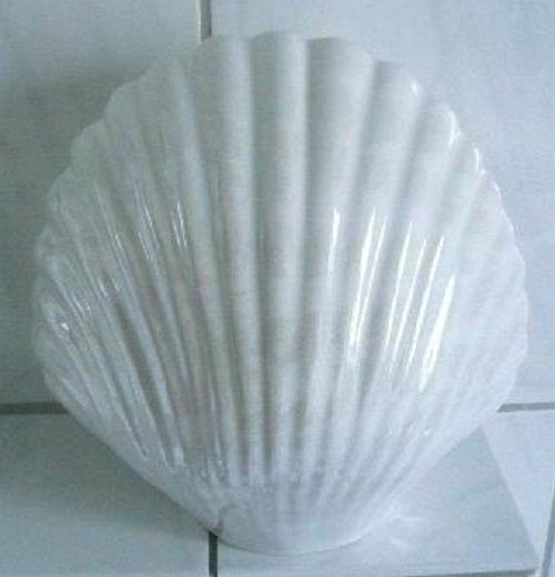 WC-Bürstengarnitur aus Keramik Muschelform perlmutt-lüstern