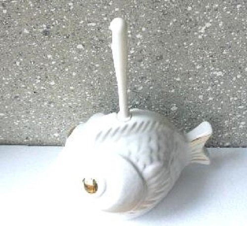 WC-Bürstengarnitur Form Fisch Material Keramik Dekor weiß-mit goldstaffage hergestellt in Deutschl